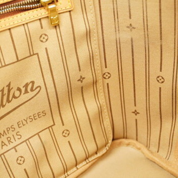 Louis Vuitton Monogram Neverfull MM Tote Bag - Picture 8 of 15